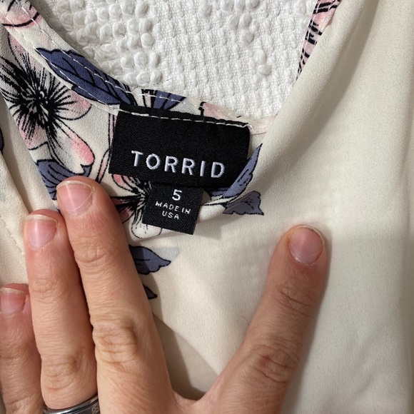 Torrid Women’s Size 5x Floral Print Baby Doll V Neck Top Kimono Sleeve - Picture 5 of 12